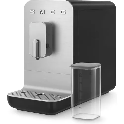 Кофемашина Smeg BCC13BLMEU