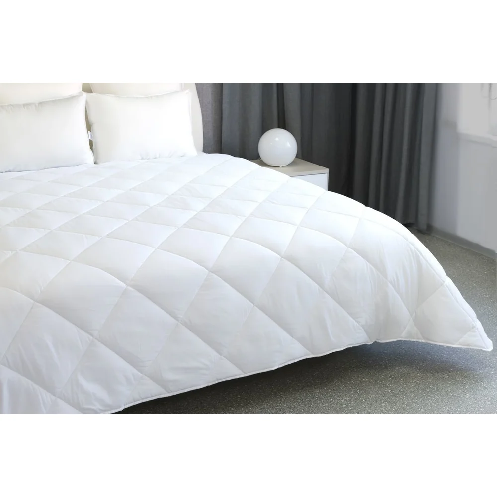 Одеяло стеганое Мягкий сон 220x200 см "Лебяжий пух&quot Comfort 220X200